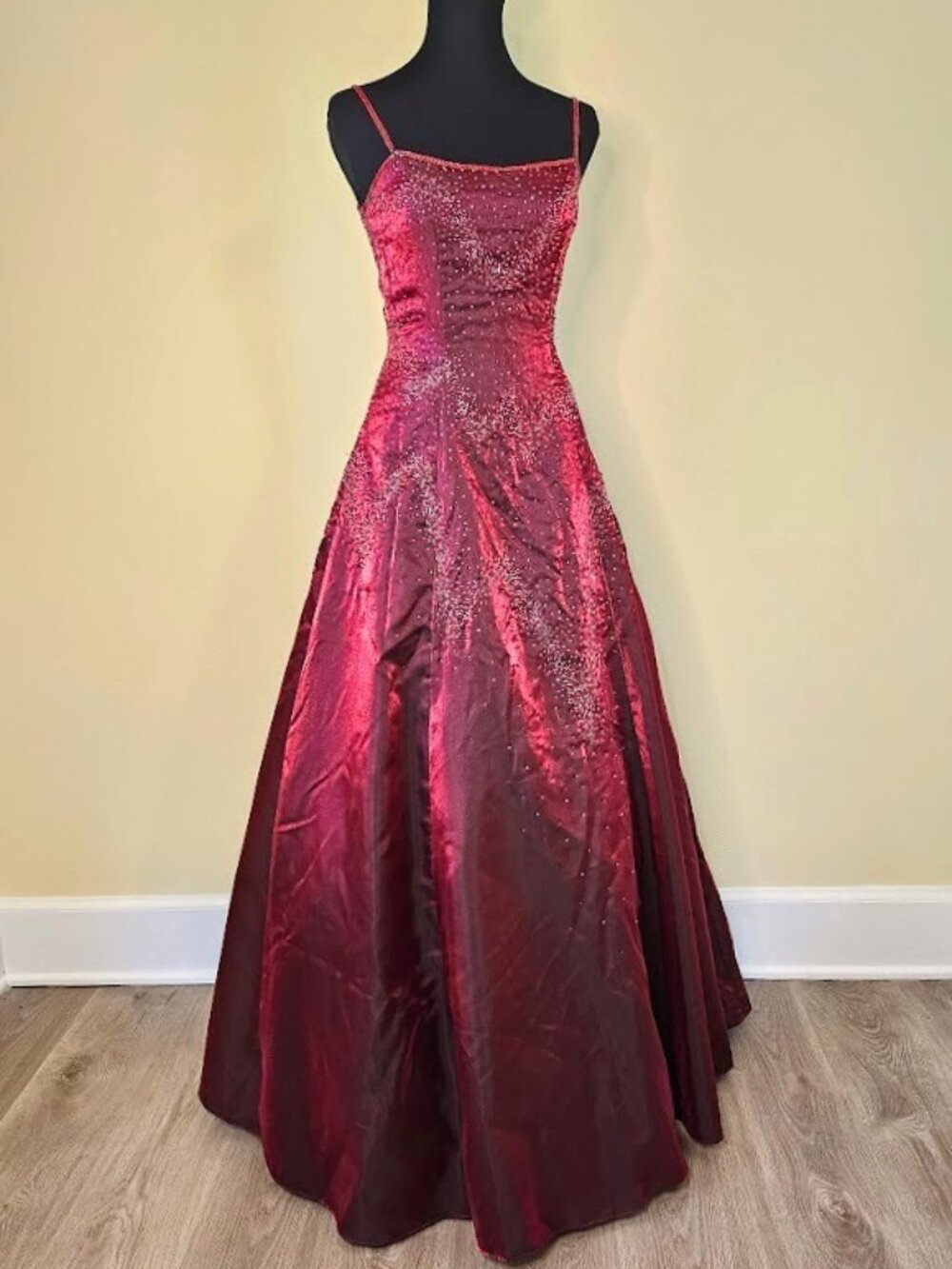 Vintage Sue Wong Nocturne Burgundy Iridescent Taffeta Beaded Gown, Size 4 - Picture 1 of 15
